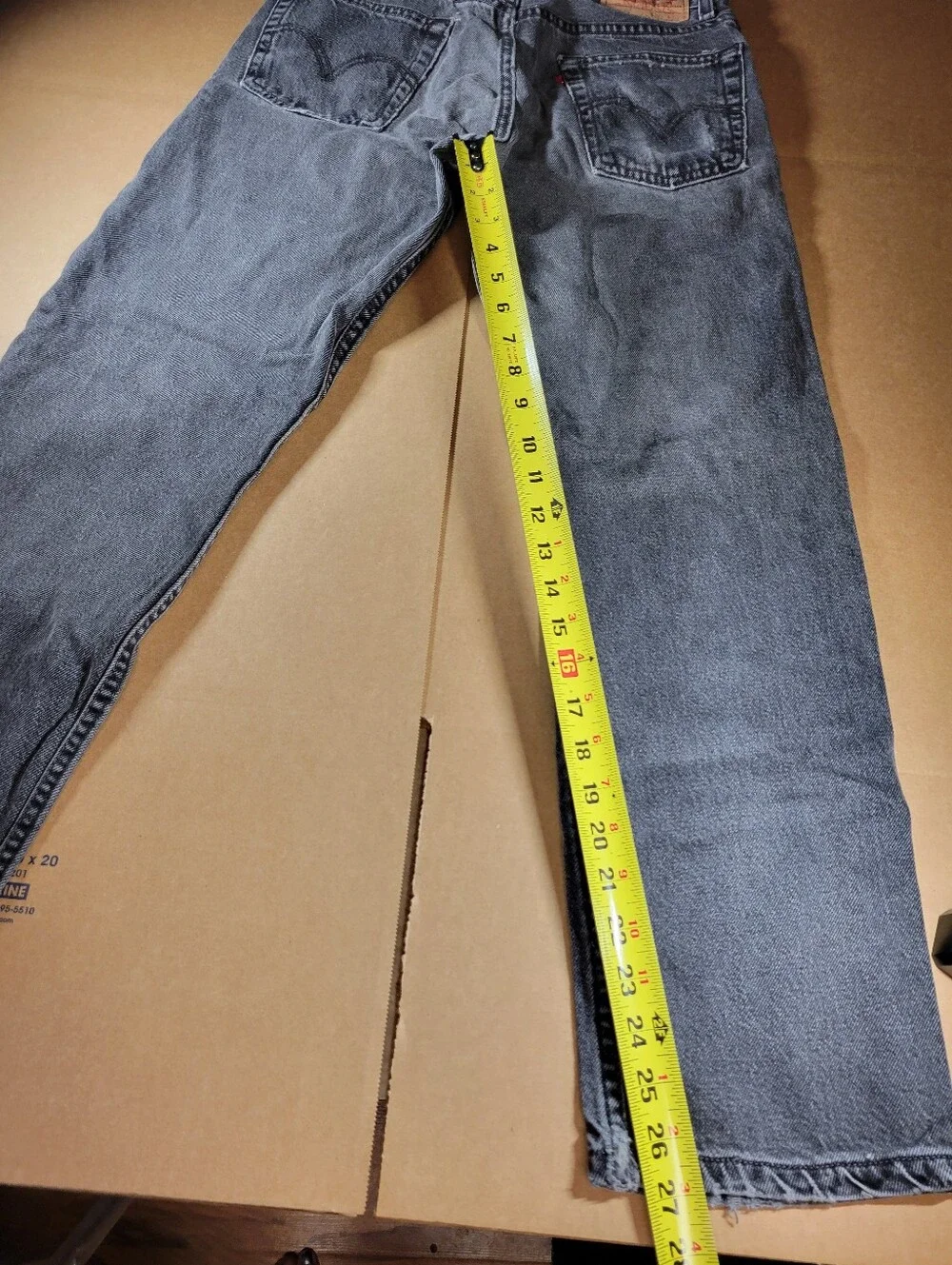 Vintage Levi's Men's Washed Gray Regular fit Jeans distressed